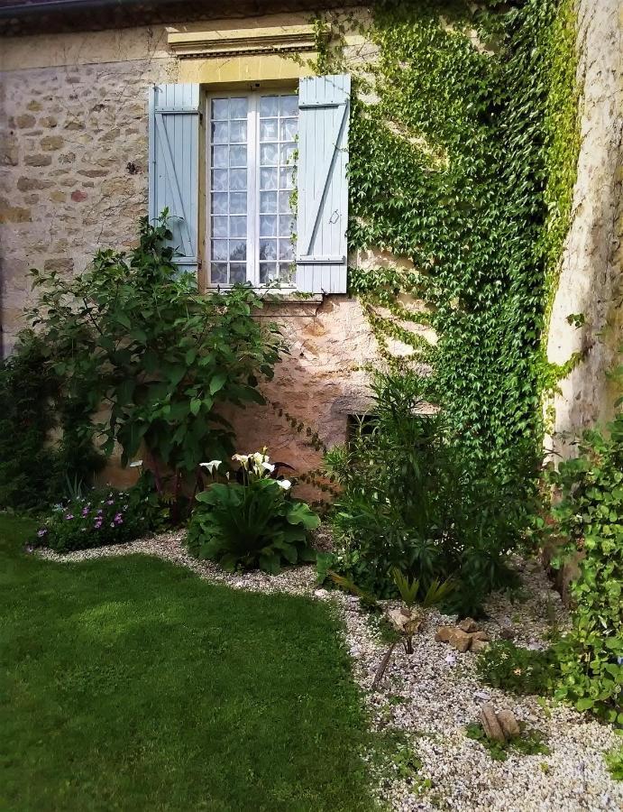 Rue Du Chateau *
