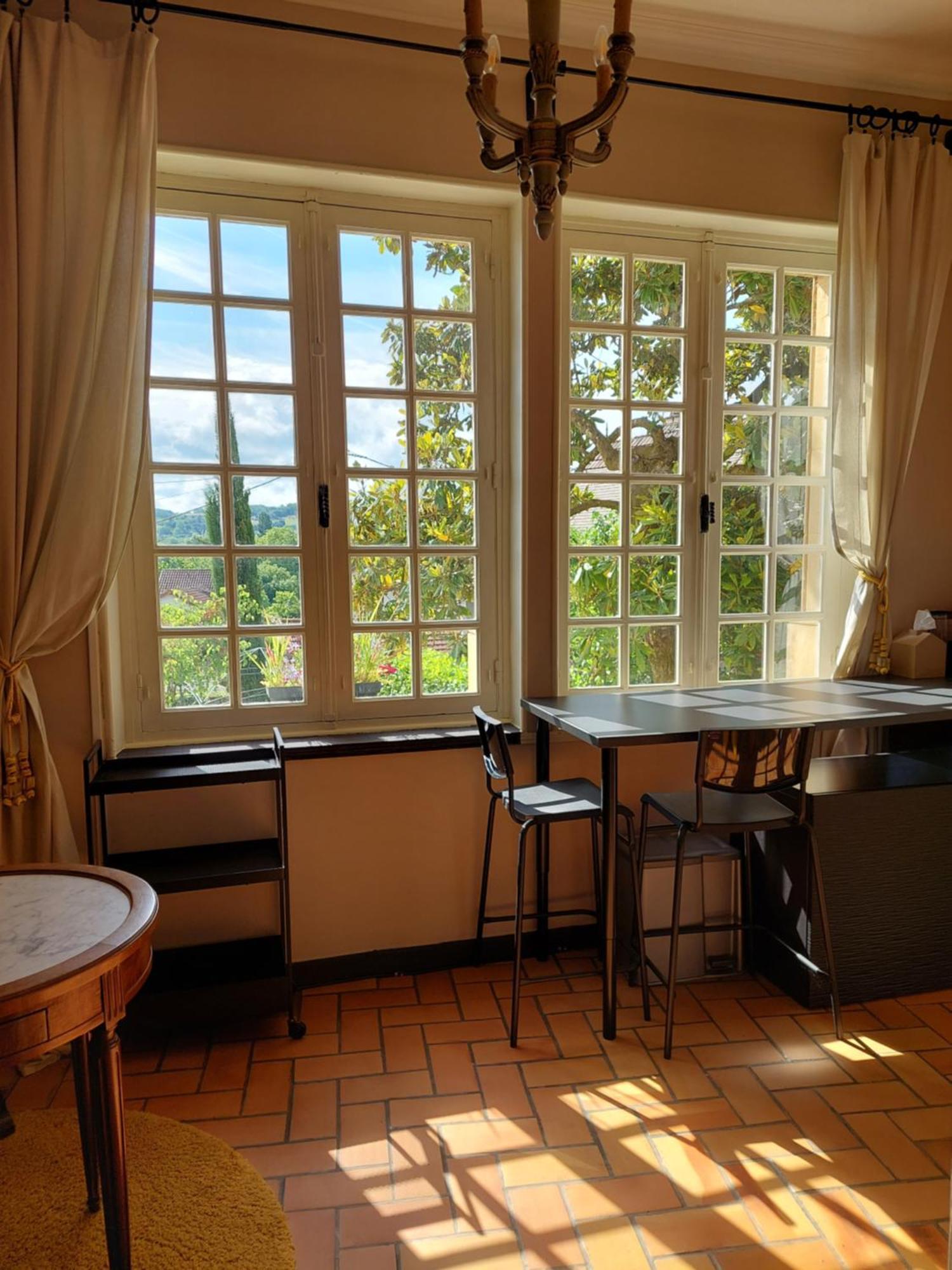 Rue Du Chateau Bed & Breakfast *